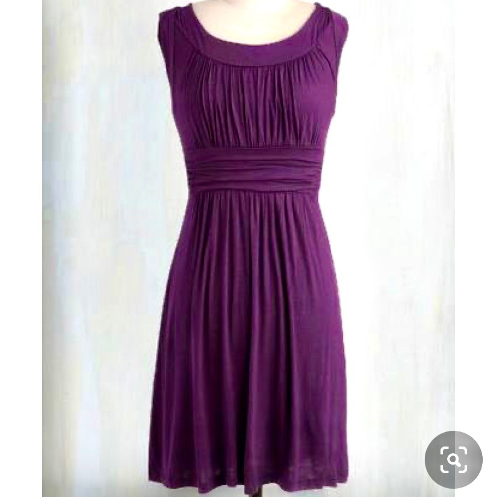 NWOT Gilli Grecian style dress